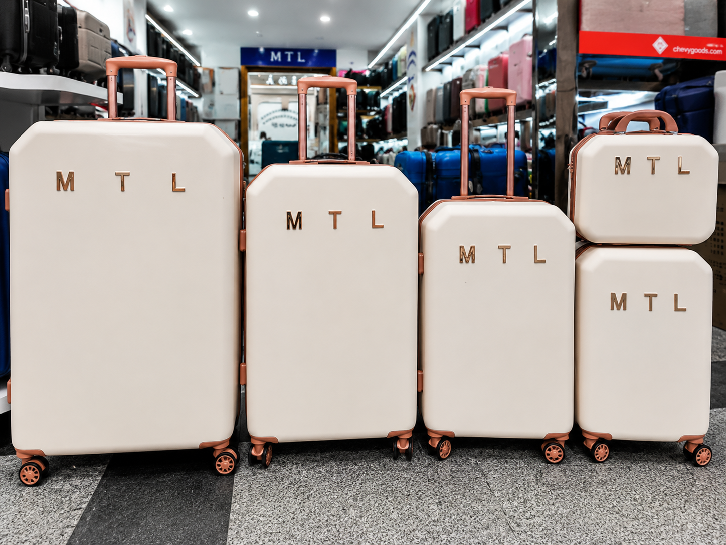 LUGGAGE SET